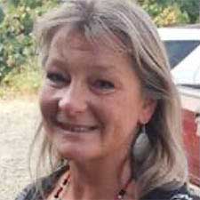 vicki lowe